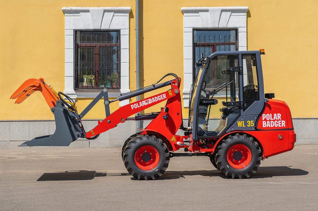 Погрузчик «Polar Badger» WL35
